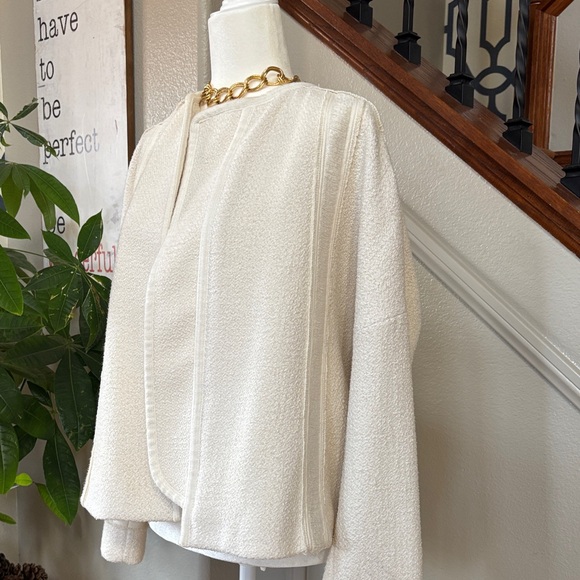 VINCE Elegant Open Cream Textured Jacket - Picture 6 of 16